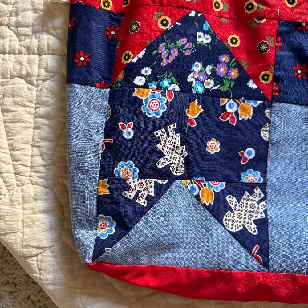 Handmade Vintage Patchwork Tote Bag 21"x17" Muslin Lined - Sew Loved 🧵🪡 - Picture 12 of 13